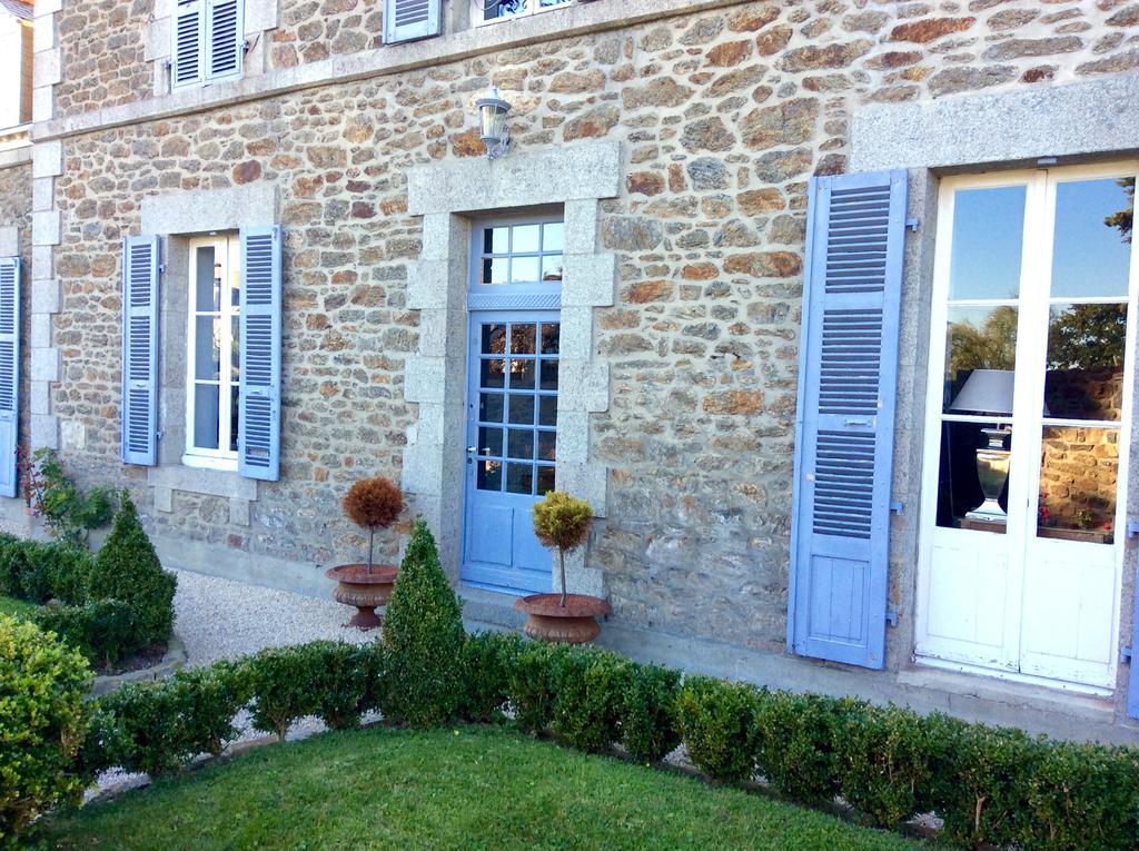 La Gougeonnais Hotel La Richardais Екстериор снимка